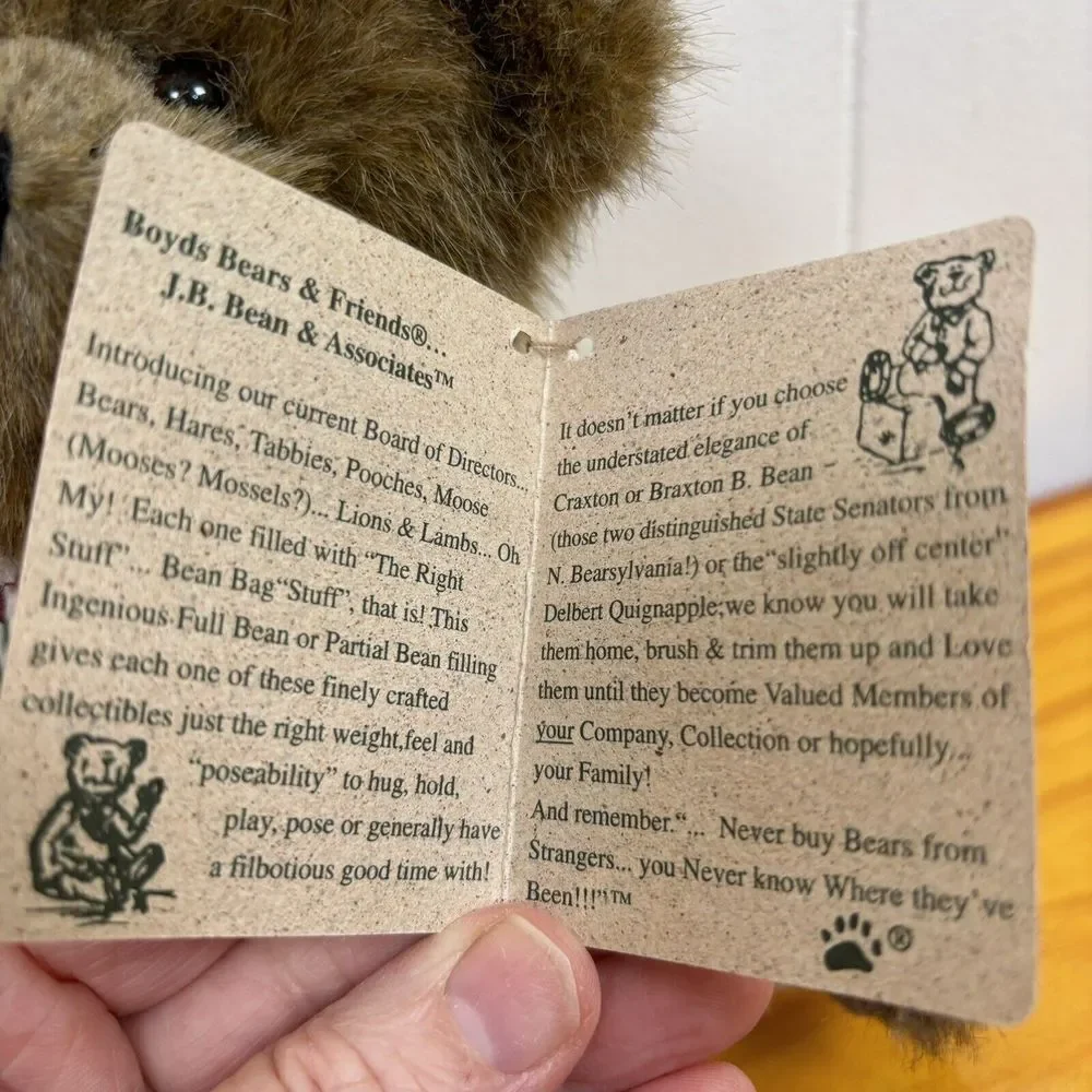 Boyds Bears celebrate holidays